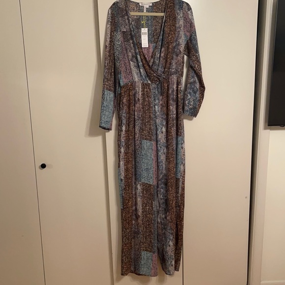 BCBGeneration wide leg jumpsuit | NWT | patterned long sleeve jumpsuit - Picture 1 of 3